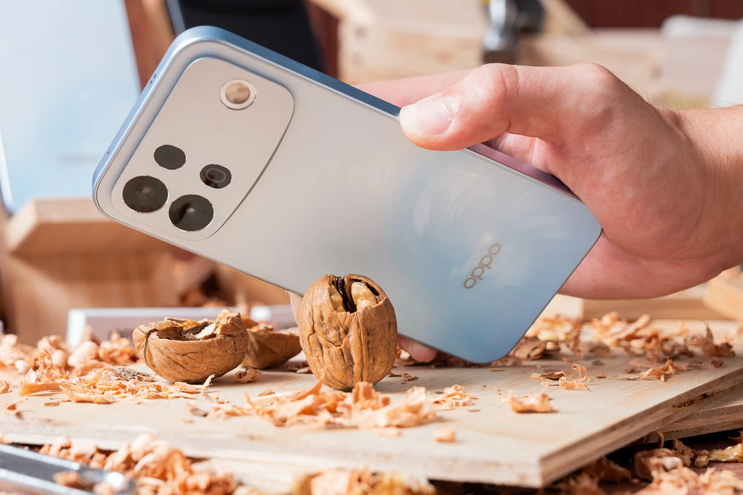 OPPO A7 Pro Max、A7 Pro 台灣上市：10000mAh 大電池、IP69K 防水，售價 13,990 元起 02 OPPO A7 Pro 系列 一支撐得久、靠得住，滿足多元生活場景的主力手機