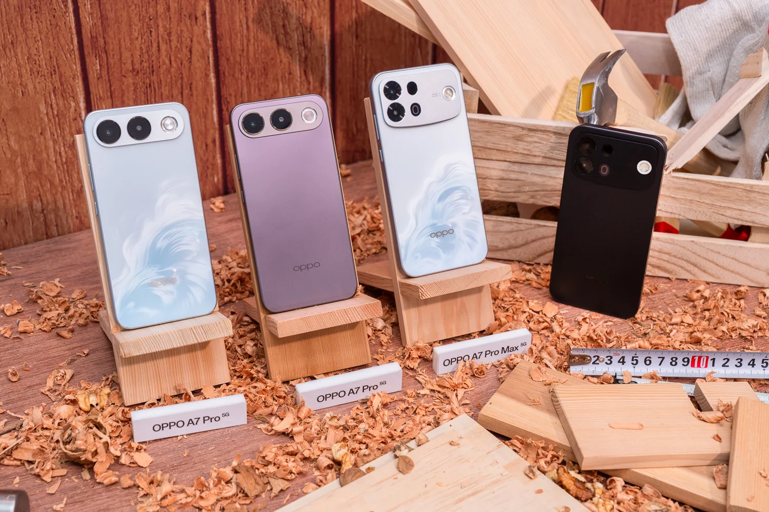 OPPO A7 Pro Max、A7 Pro 台灣上市：10000mAh 大電池、IP69K 防水，售價 13,990 元起 03 OPPO A7 Pro 系列全面升級「萬級續航．真的撐超久」的規格體驗