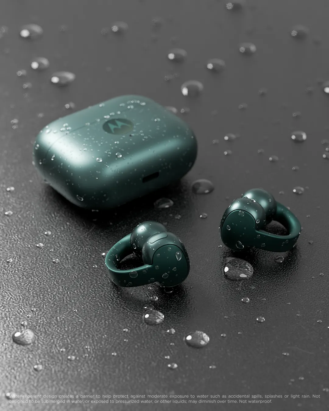 2025 OBOE WaterResistant Motorola 首款平板登台!razr 60 聯名施華洛世奇超吸睛 2025 OBOE WaterResistant