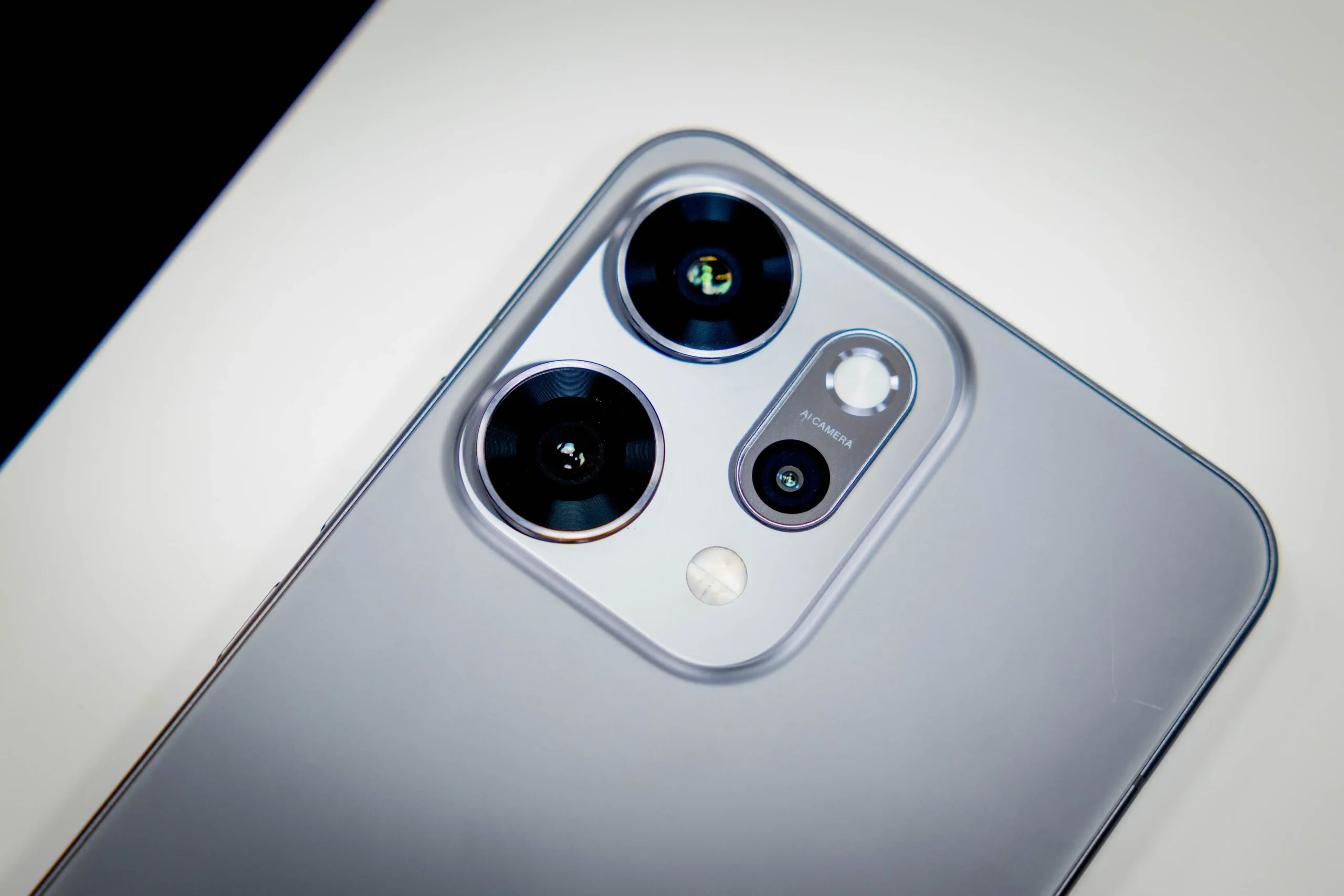 2C6A2138 scaled OPPO Reno14 系列震撼登台:AI 影像、潛望長焦、IP69 防水!輕旗艦規格、價格、上市資訊總整理 2C6A2138 scaled
