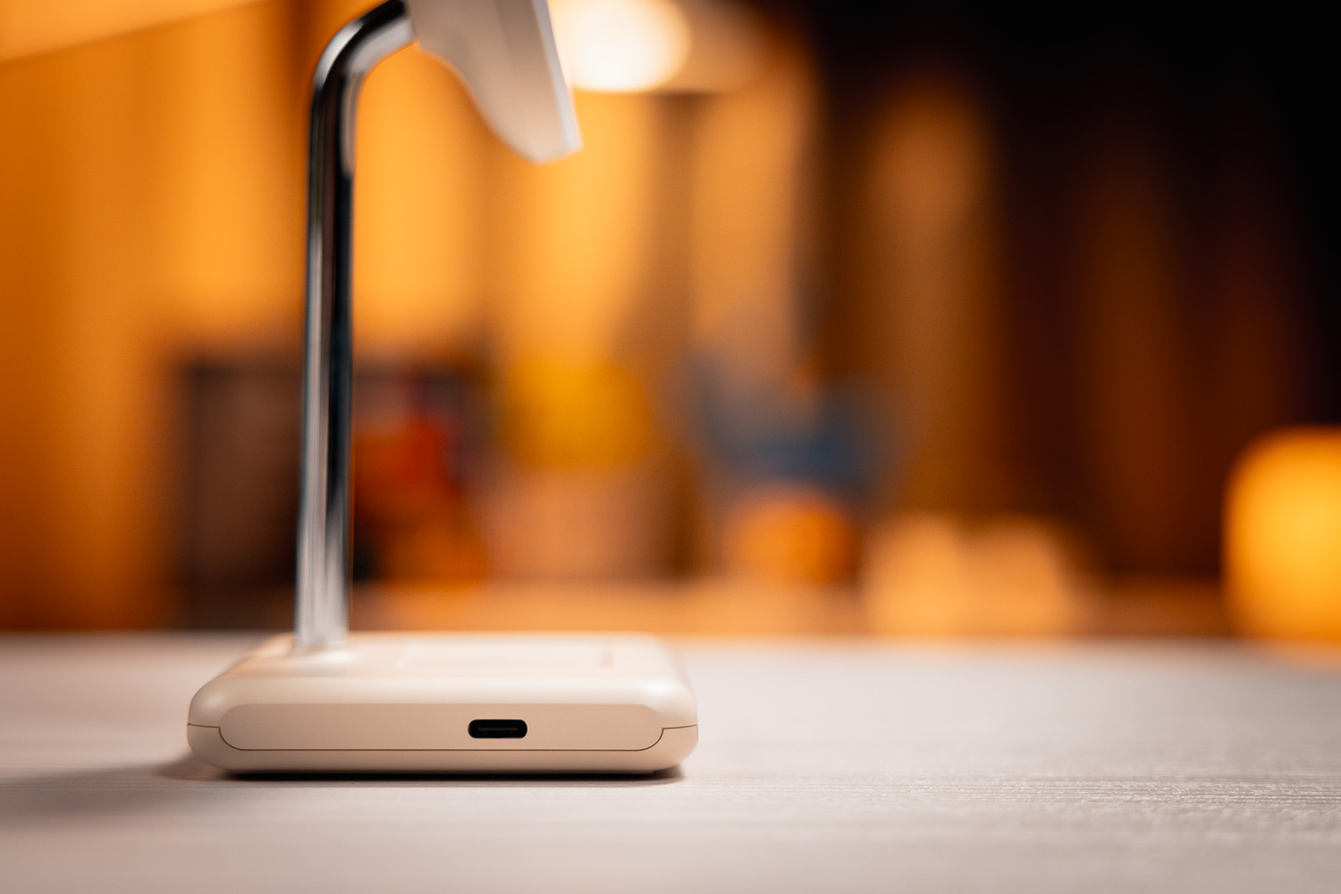 【iPhone 必看】Qi2 快充：Allite 磁吸無線座充、車用 MagSafe 2C6A9039