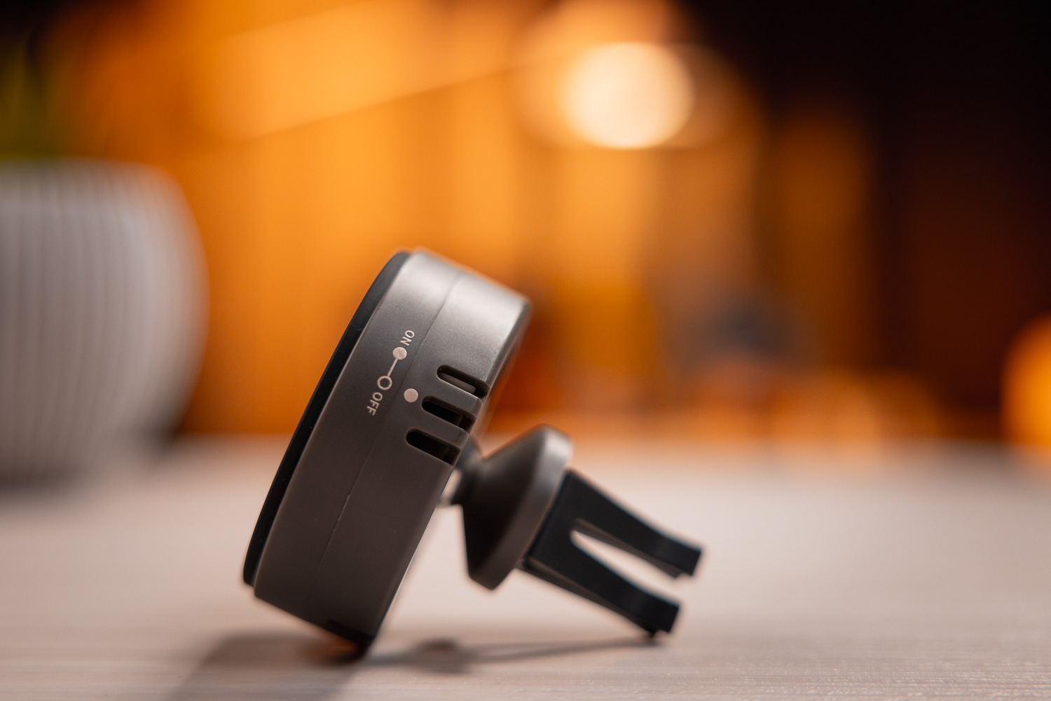 【iPhone 必看】Qi2 快充：Allite 磁吸無線座充、車用 MagSafe 2C6A9089