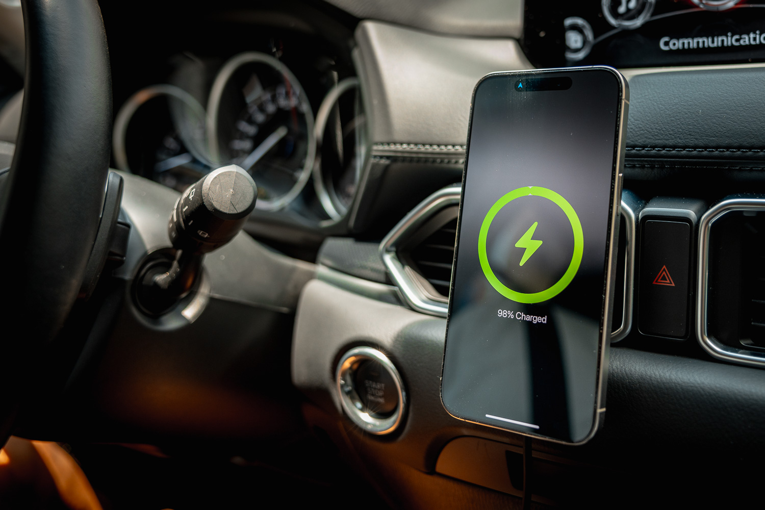 【iPhone 必看】Qi2 快充：Allite 磁吸無線座充、車用 MagSafe 2C6A9210