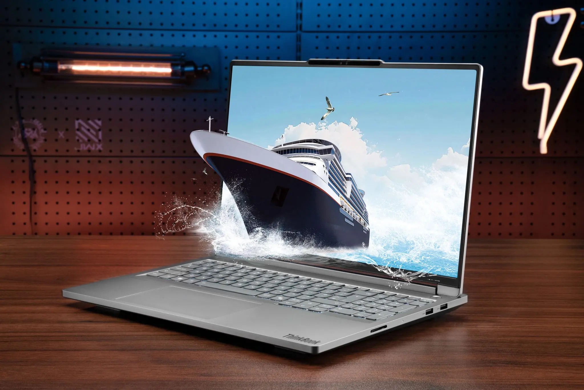 6 scaled 1 盤點 Lenovo 於 MWC 2025 推出的 AI 技術創新概念筆電 6 scaled 1