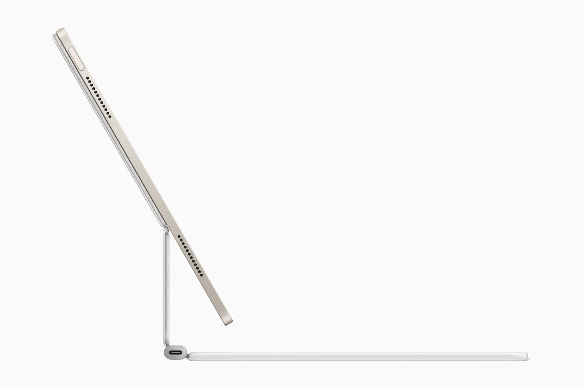 Apple iPad Air and Magic Keyboard side view M3 iPad Air 與 iPad 11 (A16) 更新重點、價格一次看 Apple iPad Air and Magic Keyboard side view