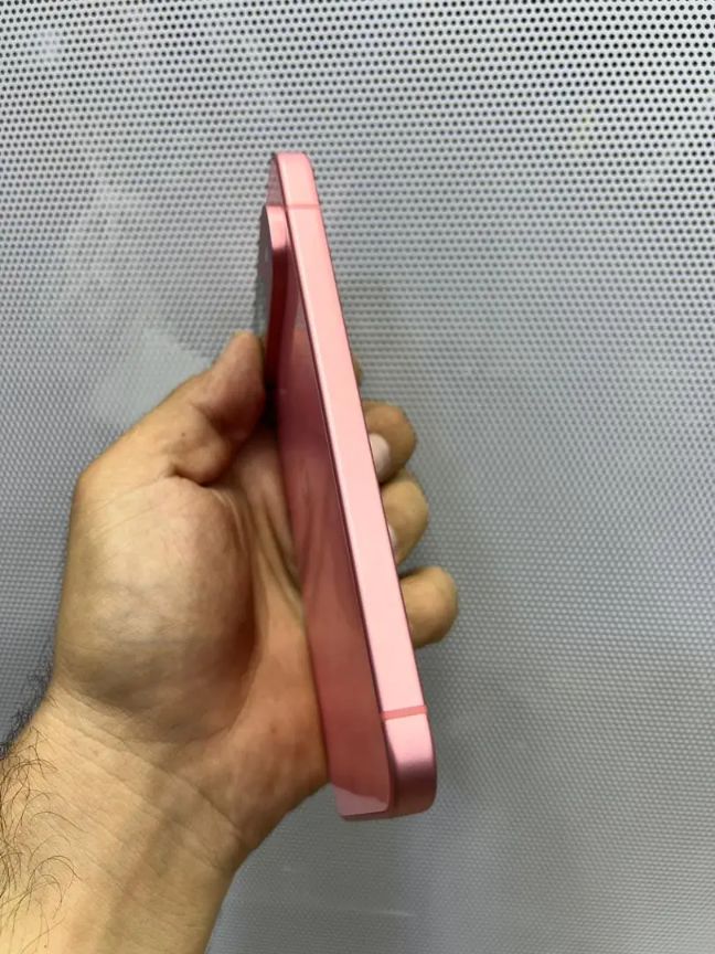 Google Pixel 9 傳聞整理：終於要正面對決 iPhone 了嗎？ Google Pixel 9 in Pink color 3.jpeg