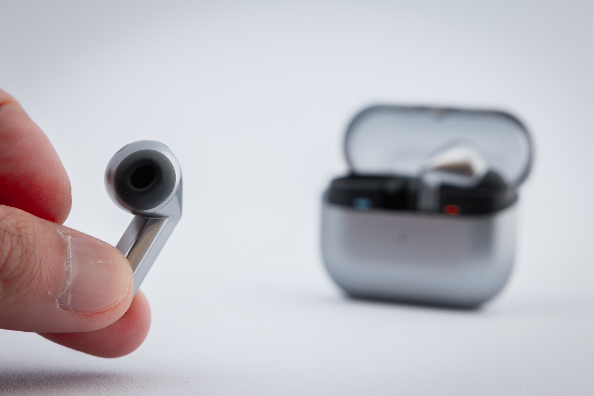IMG 0960 大改款!三星智慧手錶 Galaxy Watch Ultra 現身、耳機 Galaxy Buds3 系列重新設計 IMG 0960