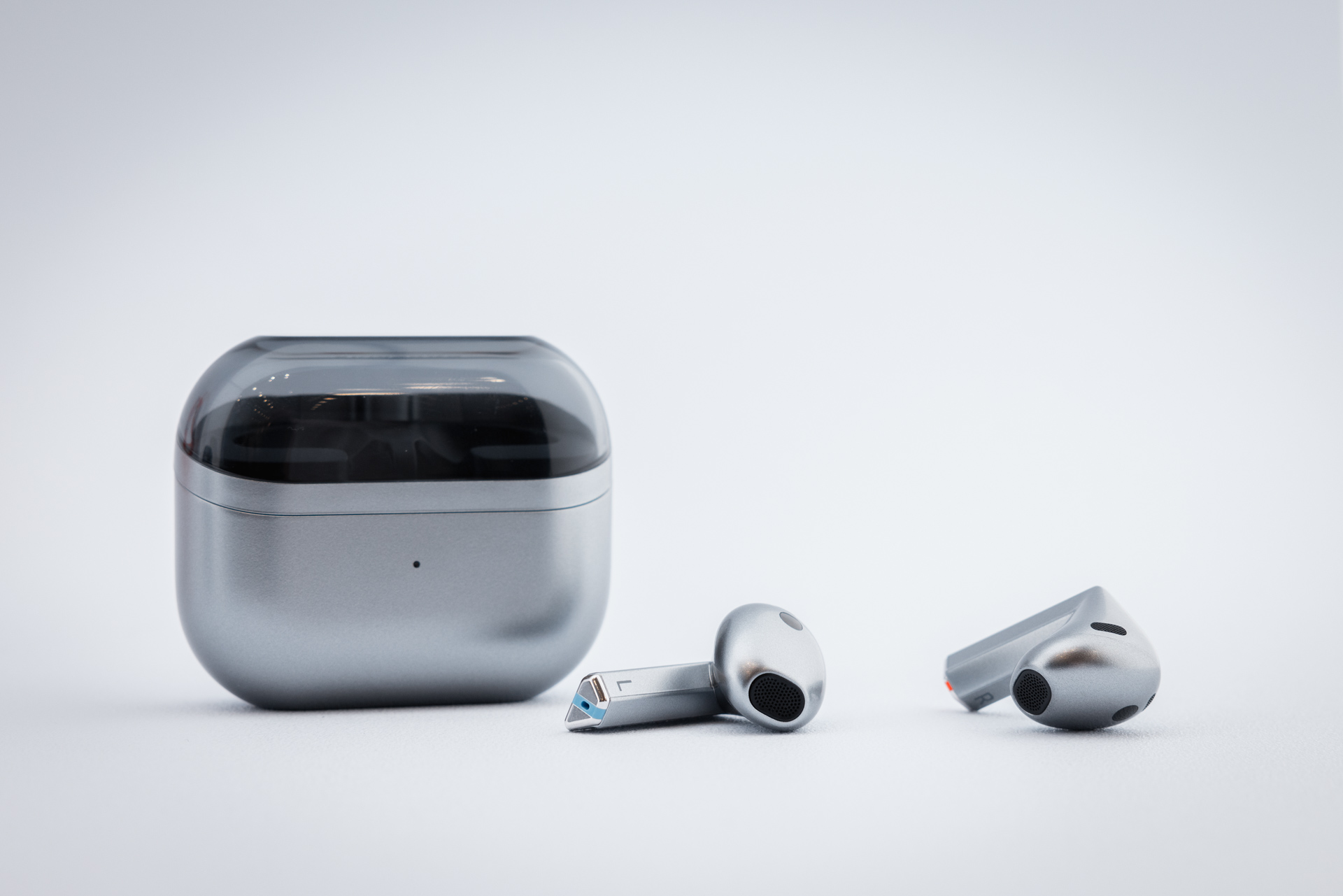 IMG 0967 大改款!三星智慧手錶 Galaxy Watch Ultra 現身、耳機 Galaxy Buds3 系列重新設計 IMG 0967