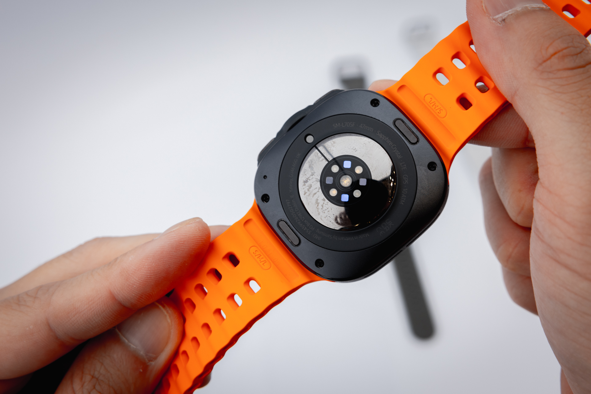 IMG 0987 大改款!三星智慧手錶 Galaxy Watch Ultra 現身、耳機 Galaxy Buds3 系列重新設計 IMG 0987
