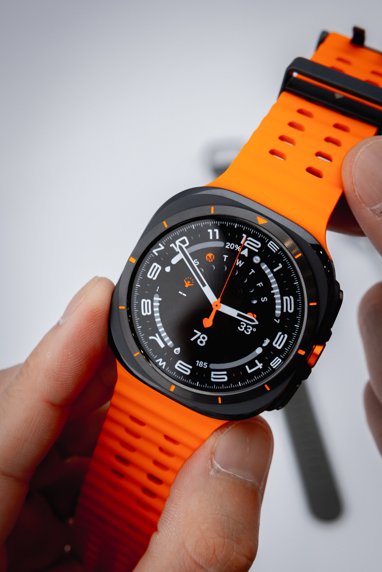IMG 0990 大改款!三星智慧手錶 Galaxy Watch Ultra 現身、耳機 Galaxy Buds3 系列重新設計 IMG 0990