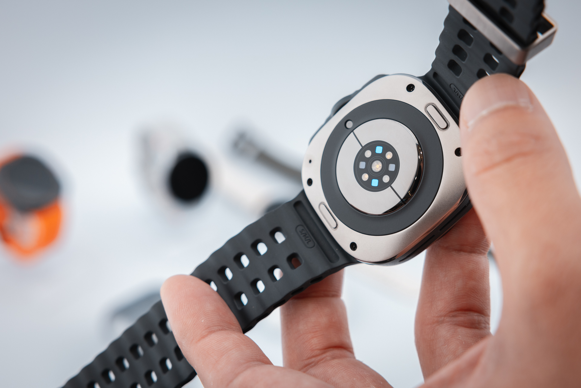 IMG 1026 大改款!三星智慧手錶 Galaxy Watch Ultra 現身、耳機 Galaxy Buds3 系列重新設計 IMG 1026