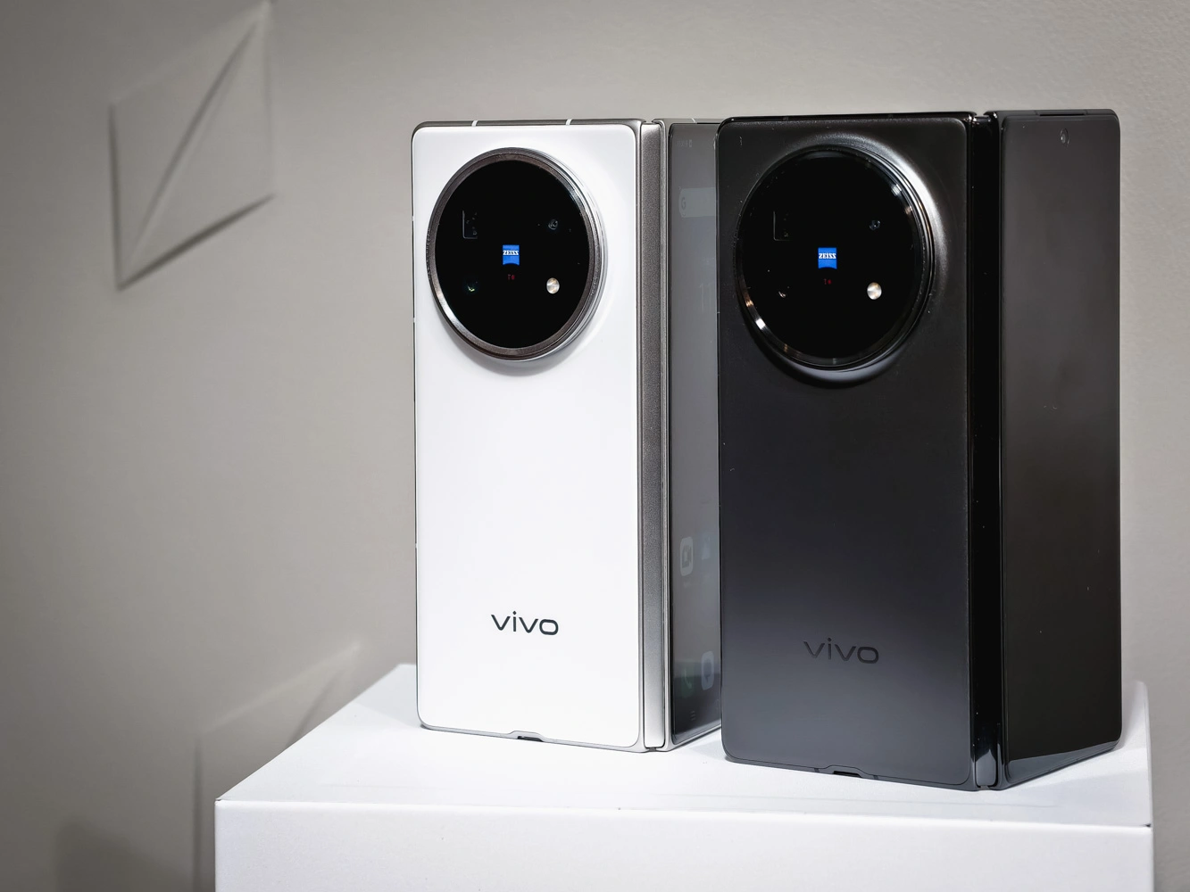 IMG 20250709 113052 輕薄大摺 vivo X Fold5 首度登台,預先登記還送萬元保固 IMG 20250709 113052
