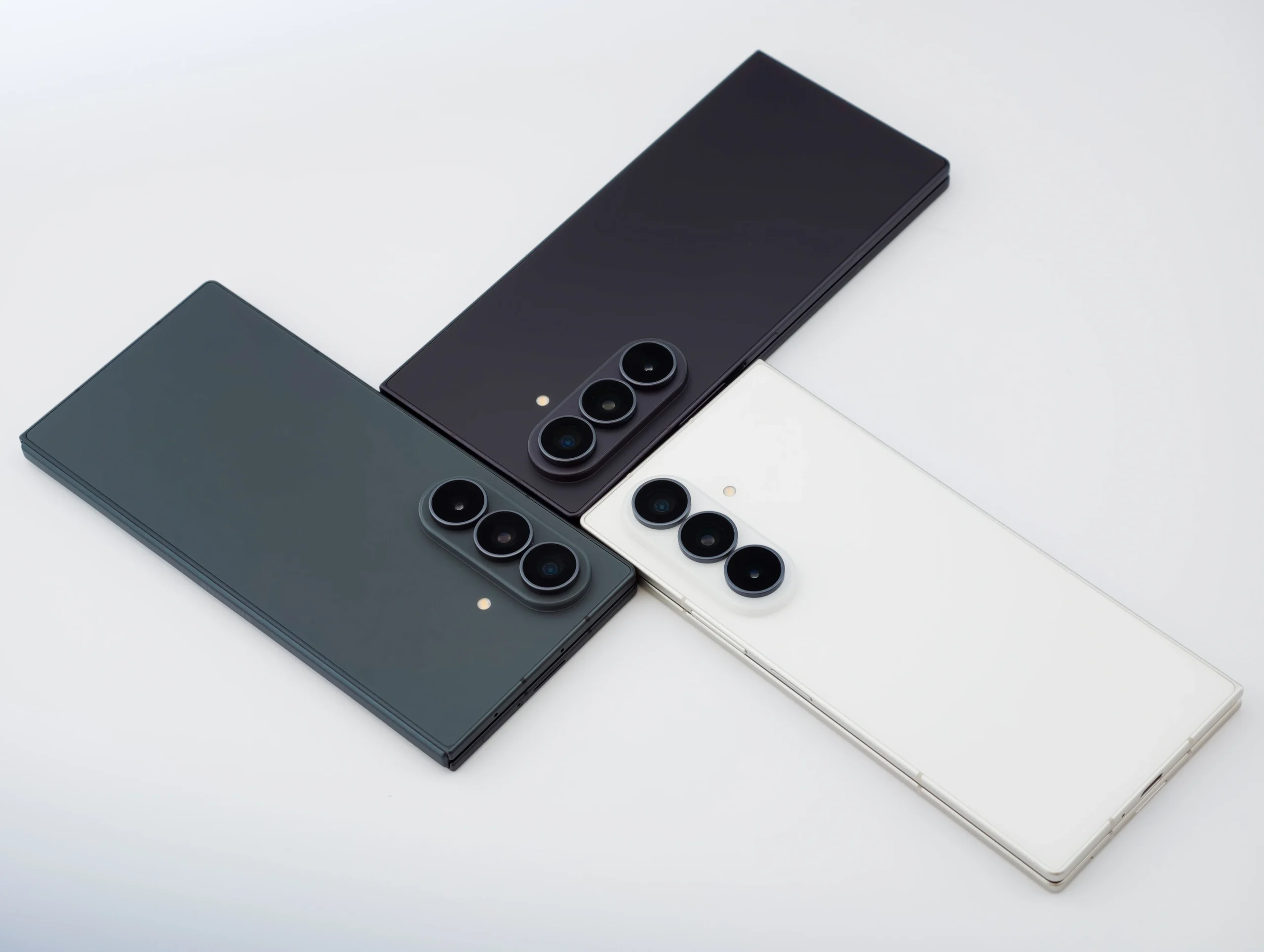 三星 Galaxy Unpacked 2026 新品上手：Z Fold8 全新寬摺疊登場，Watch Ultra2 終於支援水肺潛水 IMG 20260721 115813 scaled