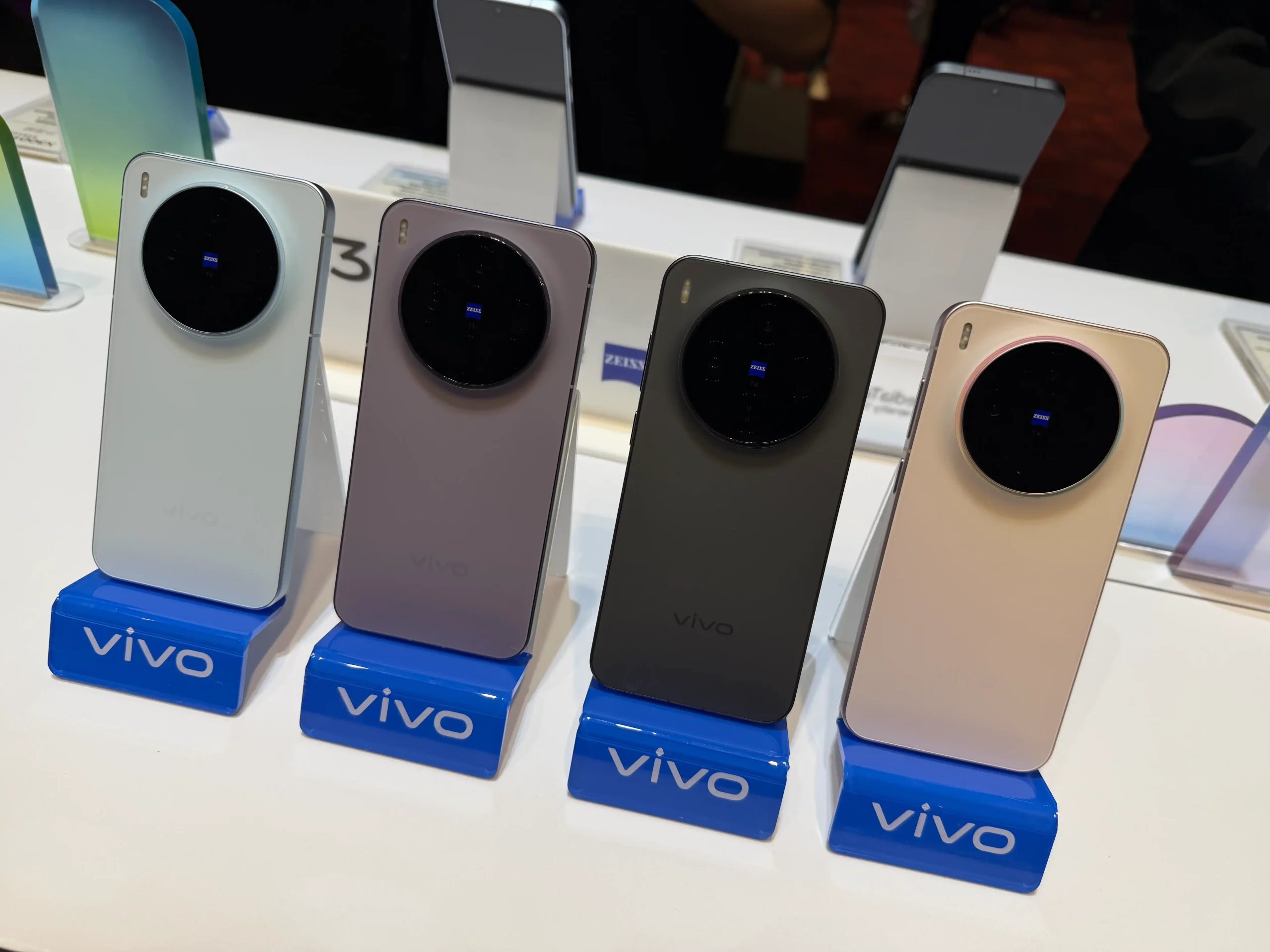 IMG 2791 scaled vivo X300 Pro / X300 台灣上市懶人包,最低入手只要千元 IMG 2791 scaled