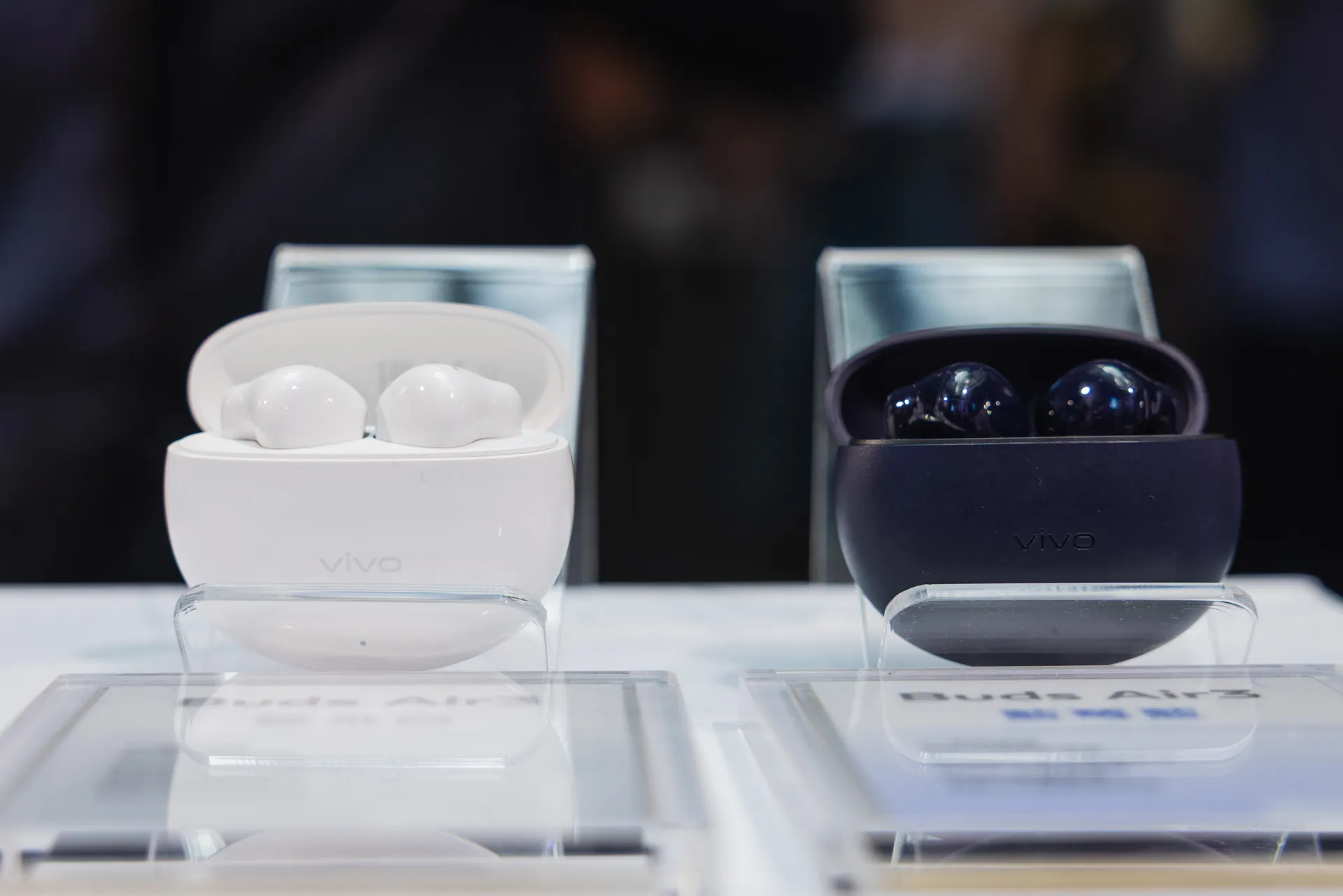 IMG 3402 vivo V60 台灣發表:蔡司潛望長焦下放、聯名 POP MART ZSIGA IMG 3402