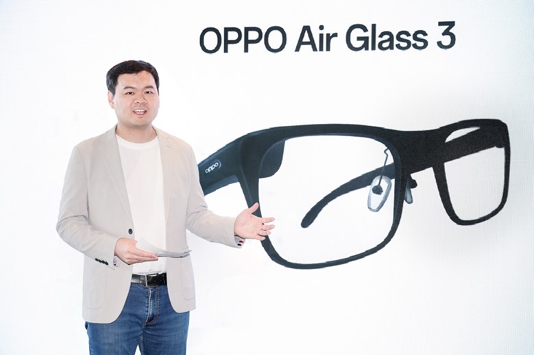OPPO 於 MWC 2024 發表全新 OPPO Air Glass 3 OPPO XR技術總監徐毅
