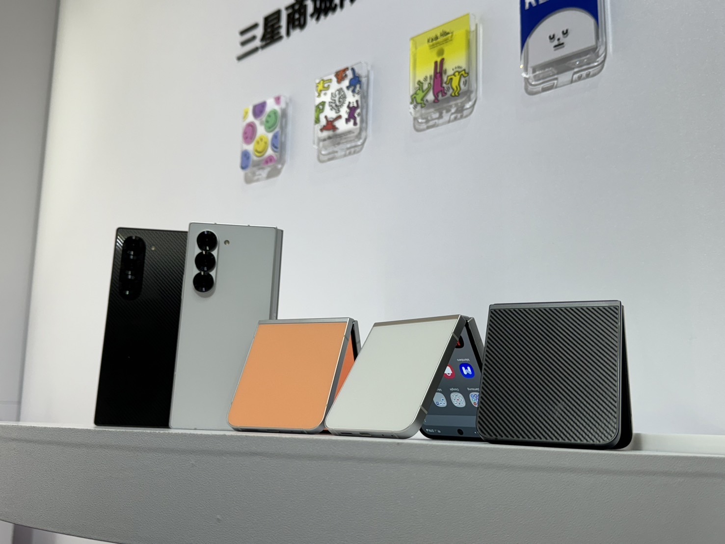 三星 Galaxy Z 系列旗艦摺疊及穿戴裝置上市資訊，怎麼買最划算？ S 6955168