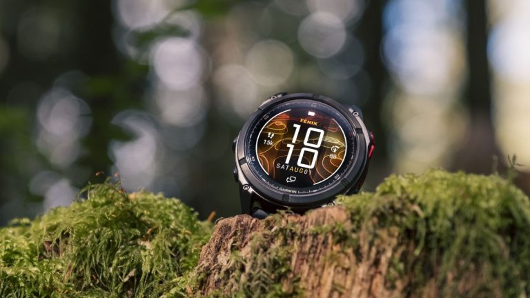 garmin fenix 8 pro microled satellite smartwatch feat img Garmin fēnix 8 Pro 系列登場:全球首款 MicroLED 智慧錶,支援 inReach 衛星通訊 garmin fenix 8 pro microled satellite smartwatch feat img