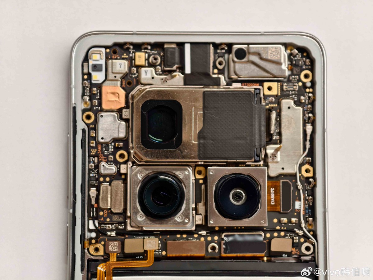 gsmarena 001 7 vivo X200 Ultra 將搭載 35mm 主攝+外接鏡頭挑戰手機攝影天花板 gsmarena 001 7