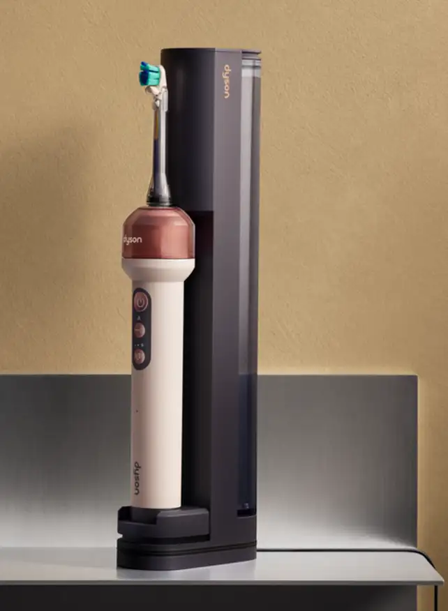 Dyson CameraJet™ 電動牙刷全球發表！首創鏡頭辨識齒縫，沖刷漱三合一登台 image15 1