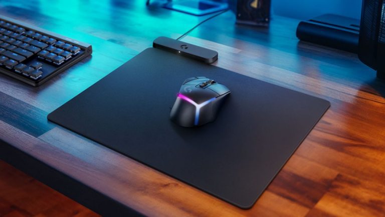 logitech g powerplay 2 feat img 邊充邊玩!Logitech 推出 G POWERPLAY 2 無線充電滑鼠墊 logitech g powerplay 2 feat img