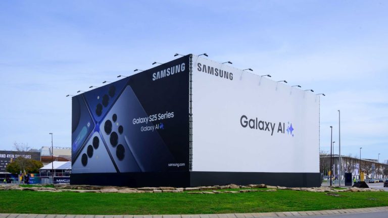 samsung mwc 2025 ai innovation feat img 三星於 MWC 2025 展示 AI 技術,消費者應該知道的重點 samsung mwc 2025 ai innovation feat img
