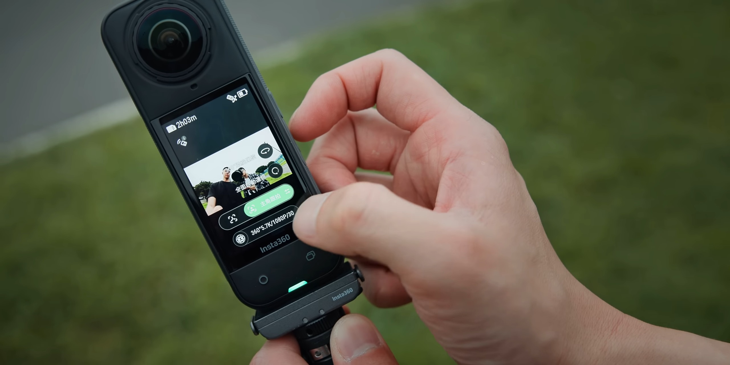 Insta360 X5 全方位升級！史上最強夜拍、8K 畫質、可自換鏡片 【首發評測】全景相機新巔峰 8K 夜拍降臨 Insta360 X5 10 32 screenshot