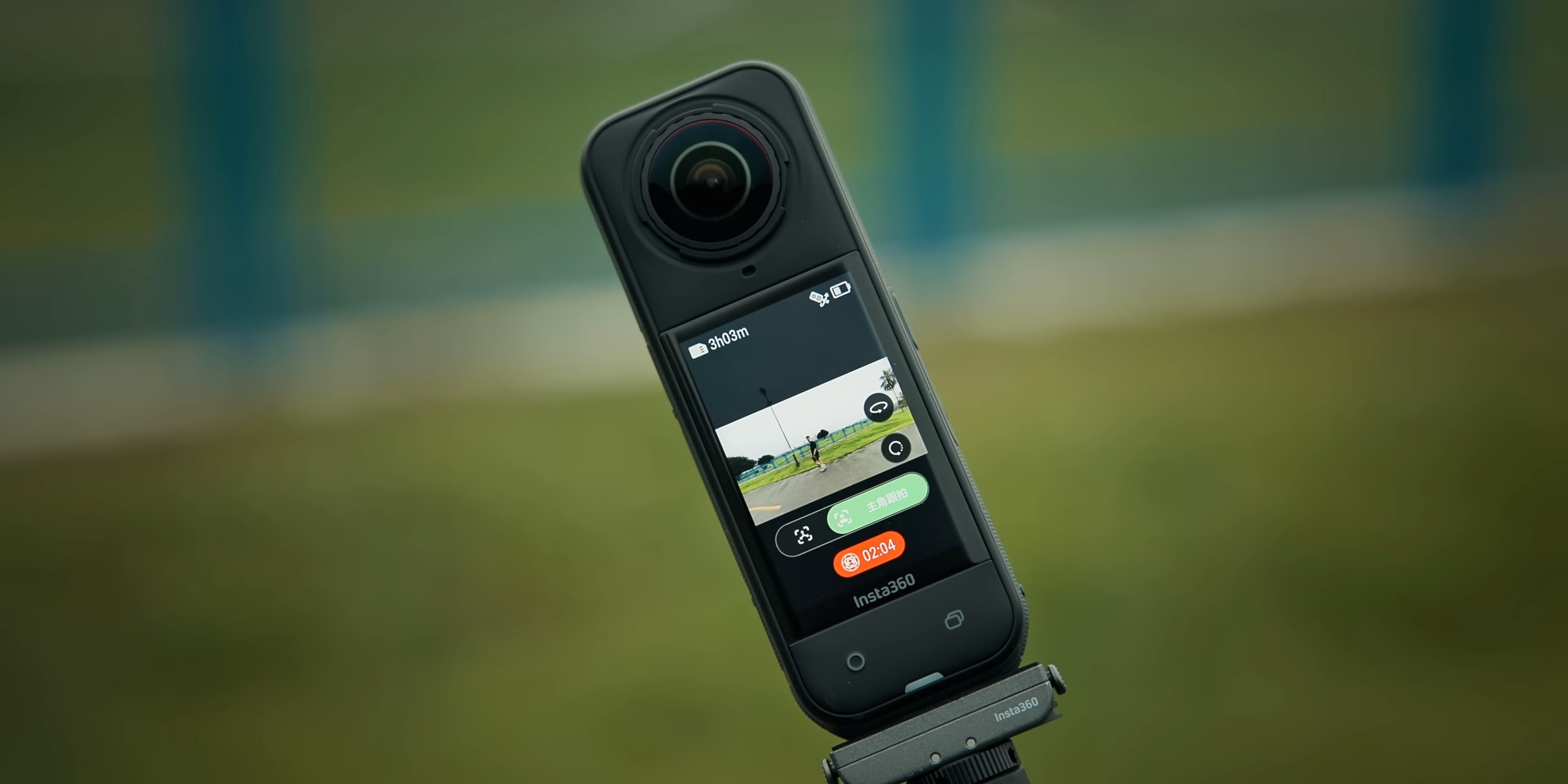 Insta360 X5 全方位升級！史上最強夜拍、8K 畫質、可自換鏡片 【首發評測】全景相機新巔峰 8K 夜拍降臨 Insta360 X5 11 21 screenshot