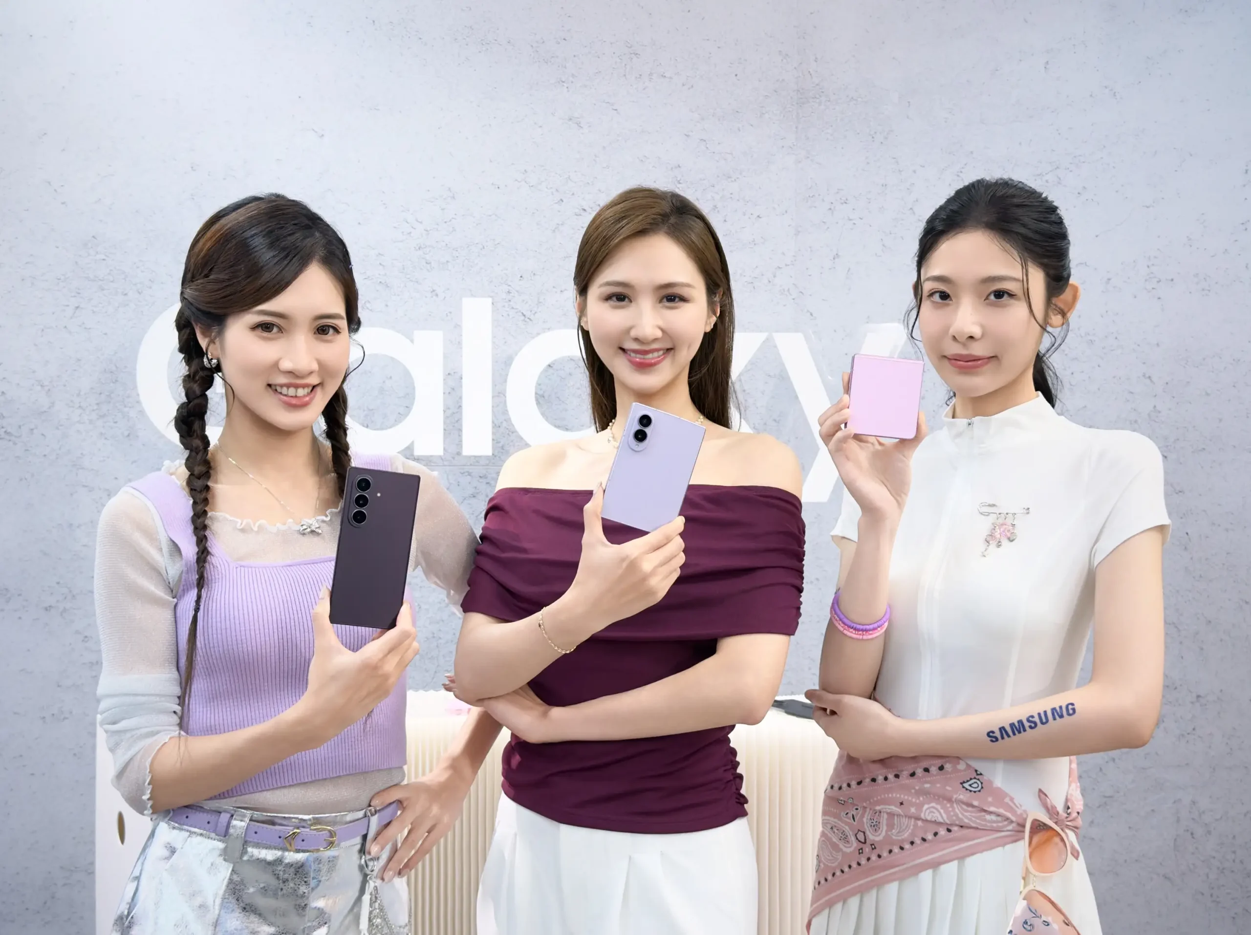 三星 Galaxy Z Fold8 Ultra、Fold8、Flip8 發表：三款摺疊新機有哪些升級？ 三星發表Galaxy Z Fold8 Ultra、Fold8與Flip8 scaled