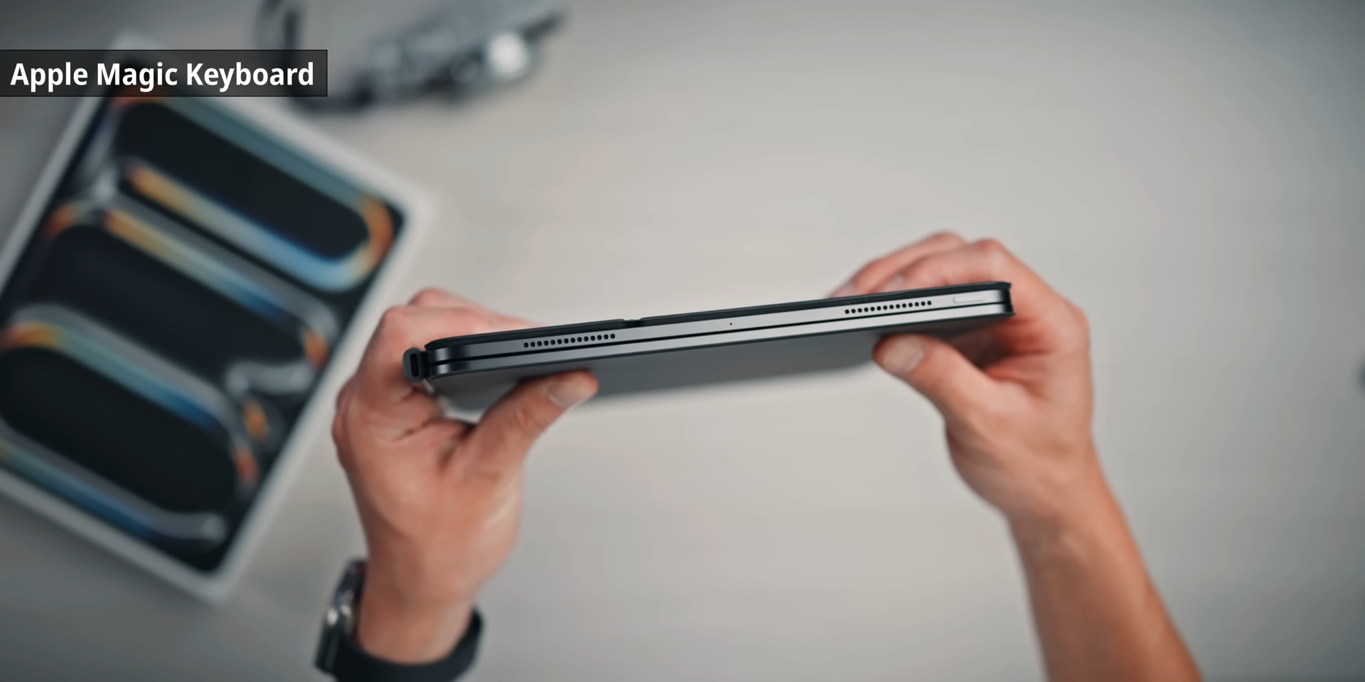 Logitech Combo Touch vs. 蘋果巧控鍵盤：哪款更適合你？ 不要買錯：Apple 蘋果 VS Logitech 羅技，選適合你的！ 1 48 screenshot