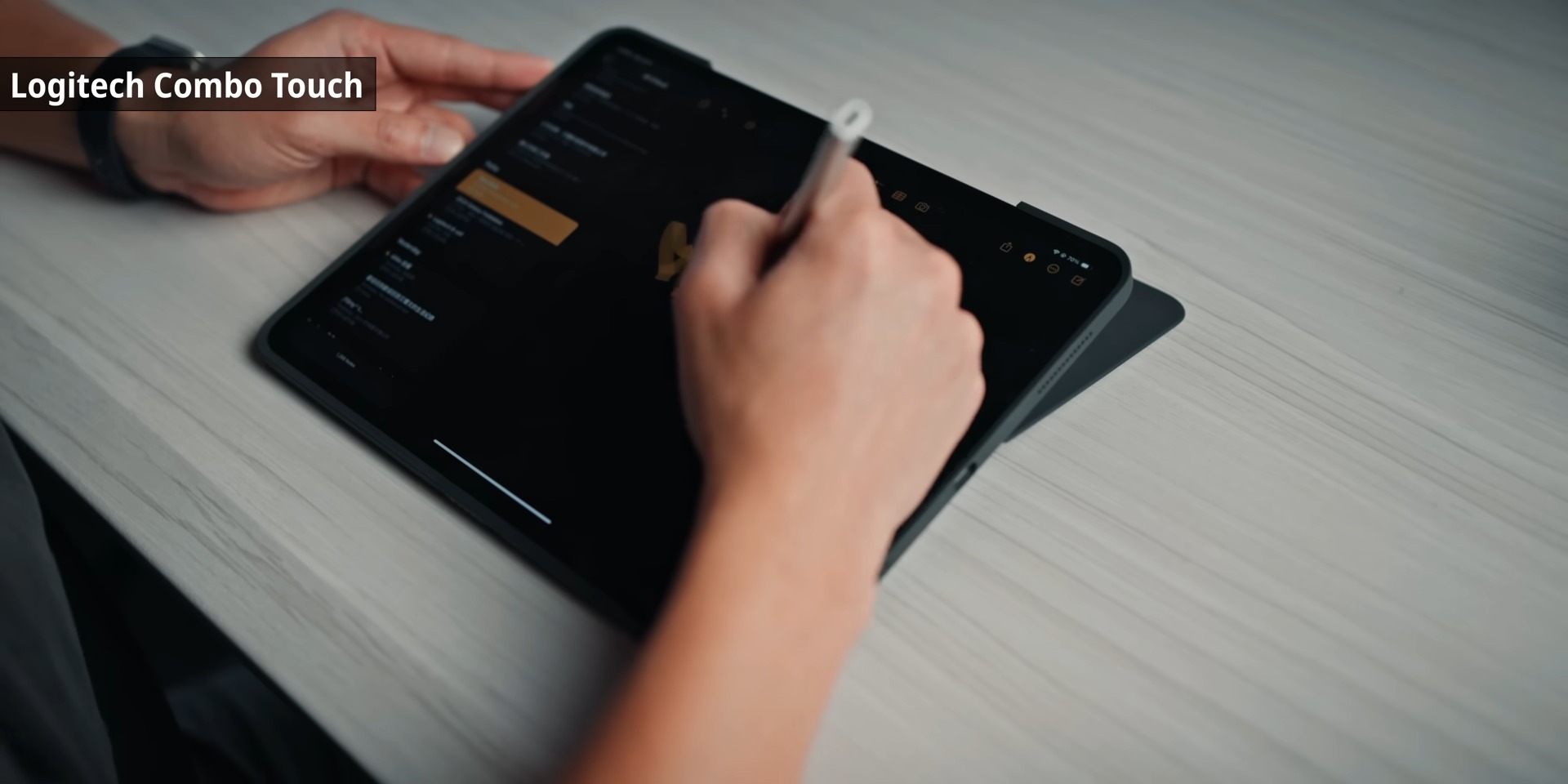 Logitech Combo Touch vs. 蘋果巧控鍵盤：哪款更適合你？ 不要買錯：Apple 蘋果 VS Logitech 羅技，選適合你的！ 2 42 screenshot