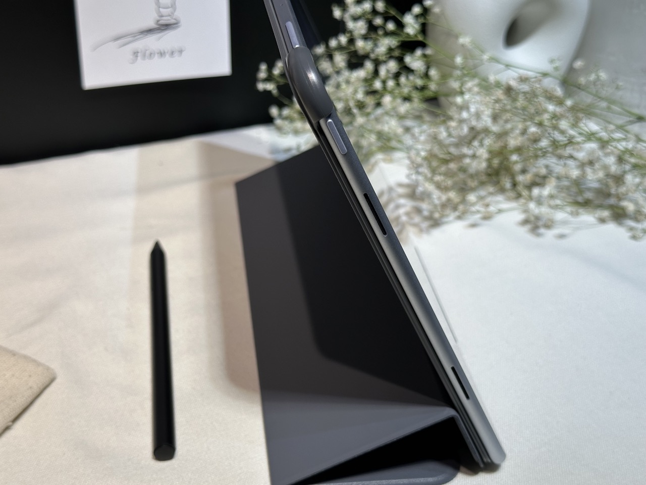 大IMG 9570 OPPO 生態系擴展:首款 AI 平板 Pad 3 柔光版、Watch X2 發表 大IMG 9570