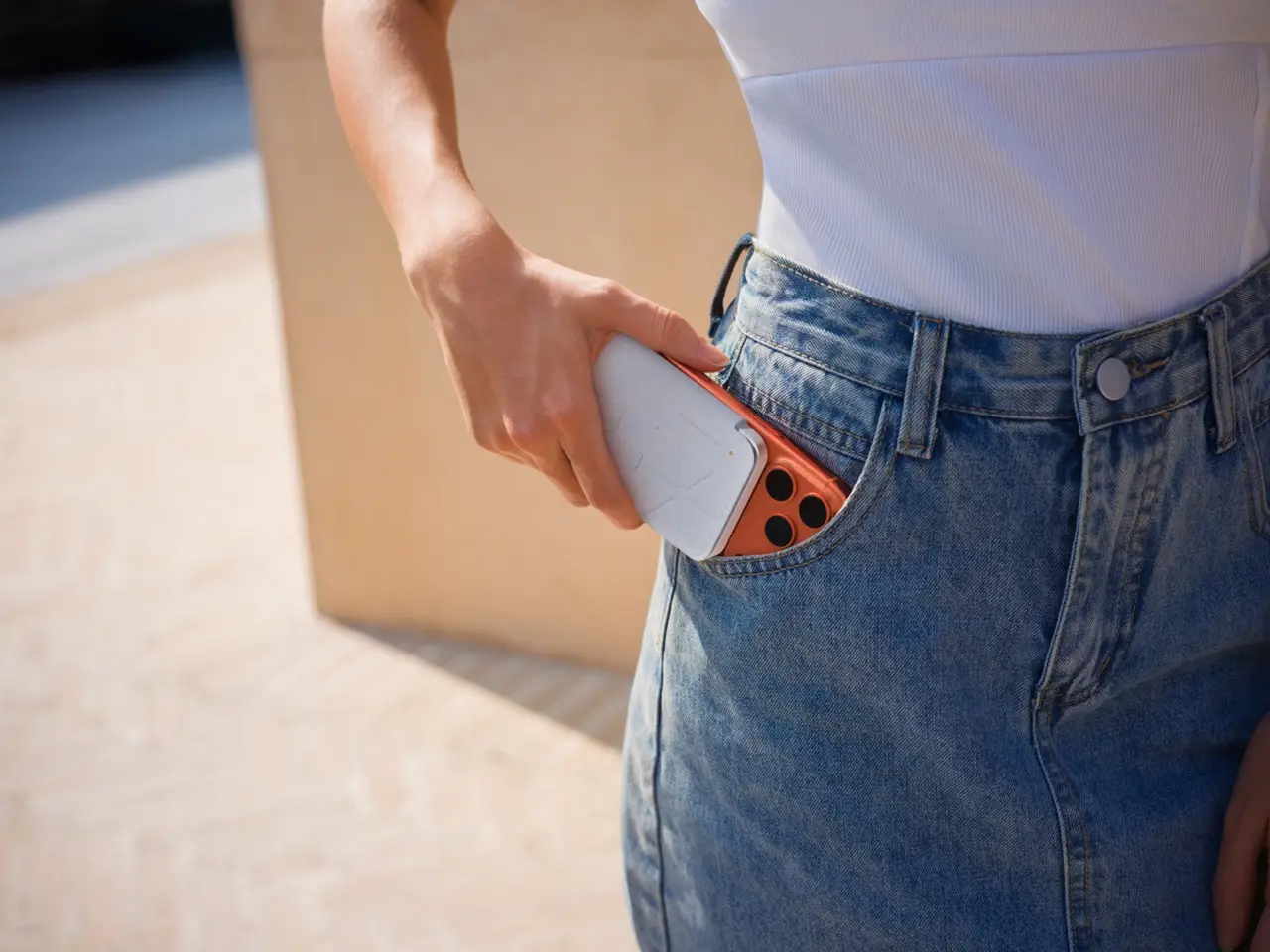 後鏡自拍神器！Insta360 推出 Snap 手機自拍螢幕，還有補光燈版本 大Insta360 Snap Lifestyle Images 12