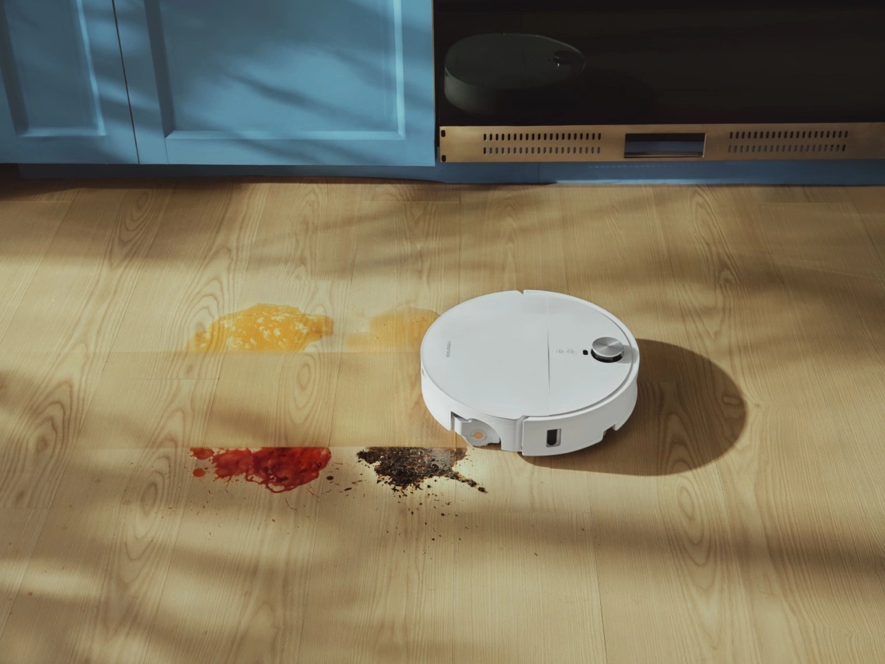 Roborock Qrevo Edge 2 Flow 在台上市：8.98 公分超薄機身、首賣價 25,980 元 大Qrevo Edge 2 Flow搖滾天王，全新 SpiraFlow 2.0 活水強壓滾筒拖地技術全面升級，補水更均勻、拖地更有力、水漬更少，實現「以淨洗淨」的深層潔淨體驗。