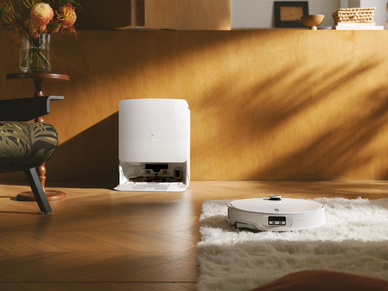 石頭科技 Qrevo Edge 2 Pro 白馬王子：100°C 高溫清潔 × 地毯無死角 × 母嬰寵物友善雙認證 大Roborock 石頭科技推出全新掃拖機器人Qrevo Edge 2 Pro白馬王子，協助母嬰家庭建打造更安心的貼地活動環境！