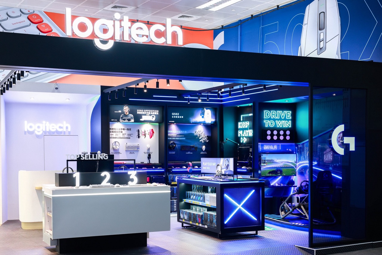 Logitech 2025 新年活動優惠開跑，最低 63 折起 大圖說05 Logitech 首次南下設立定點旗艦館，高雄火車站旗艦館盛大開幕