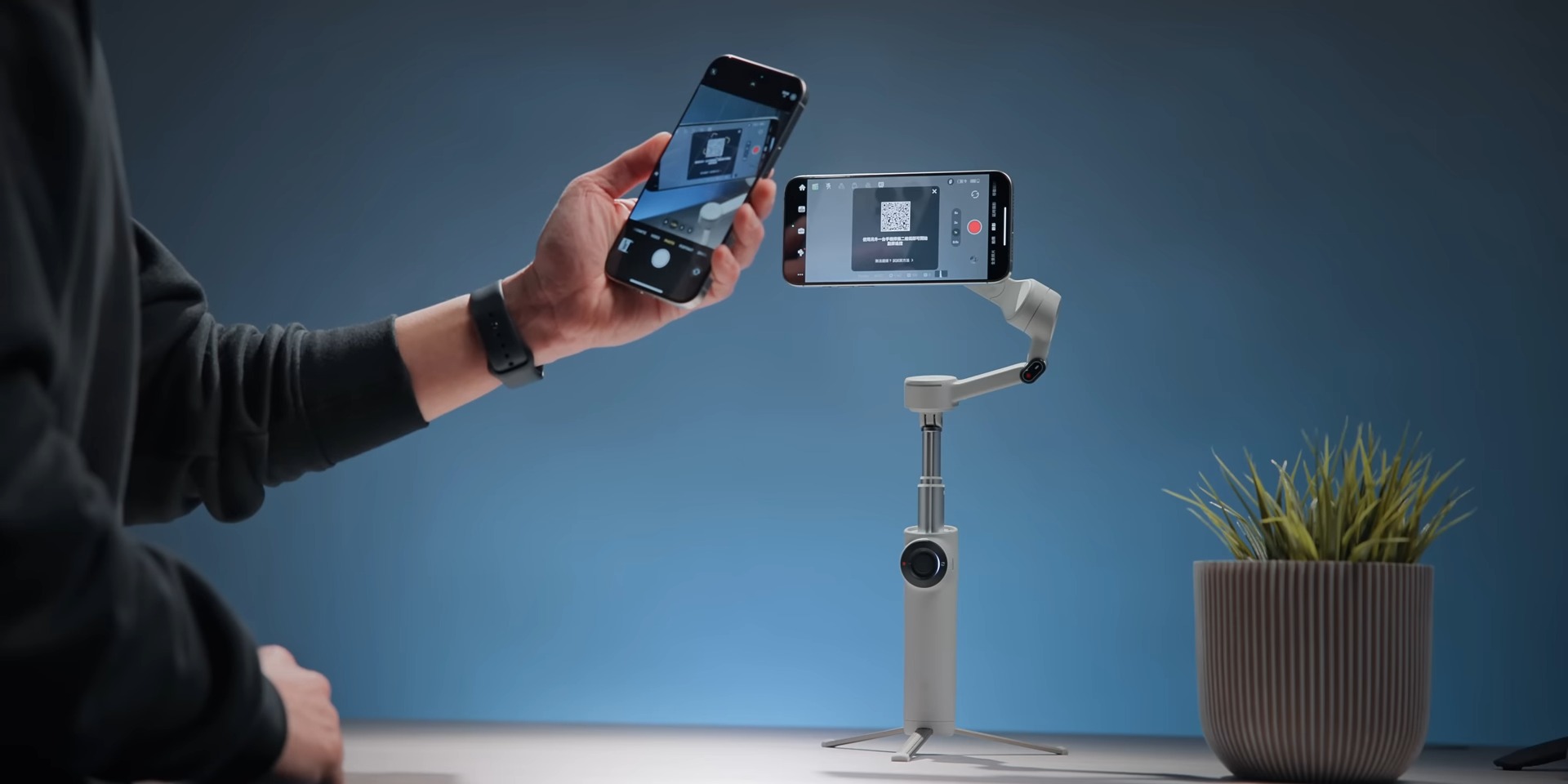 Insta360 Flow 2 Pro 手機穩定器適合你嗎？ 直接按在地上磨擦！手機穩定器比較 2025 版 Insta360 Flow 2 Pro VS DJI OM6 11 58 screenshot
