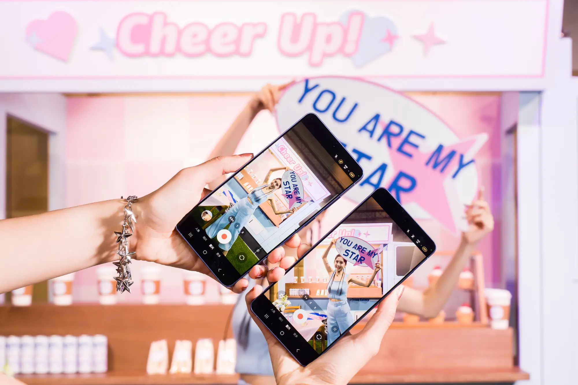 三星 Galaxy S26 系列售價公布！最高漲 5,000，3/18 全通路開賣 超穩定動態攝影新升級，新增「水平鎖定功能」，進一步強化影片拍攝效果